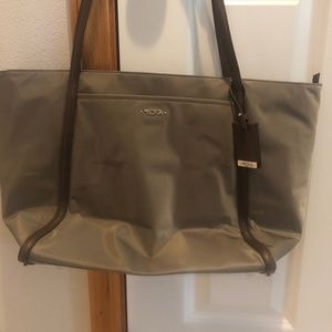 Tumi tote bag